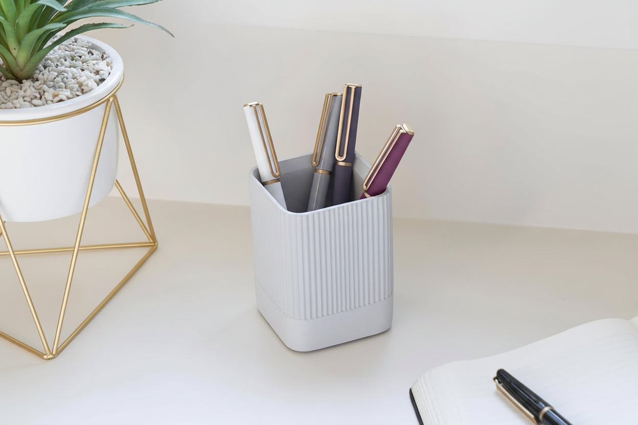 Aesthetic Pen Holder for Desk - Modern Concrete Pencil Holder - Cute and Functional Desk Organizer for Office Supplies - Stylish Office Decor Pen Cup