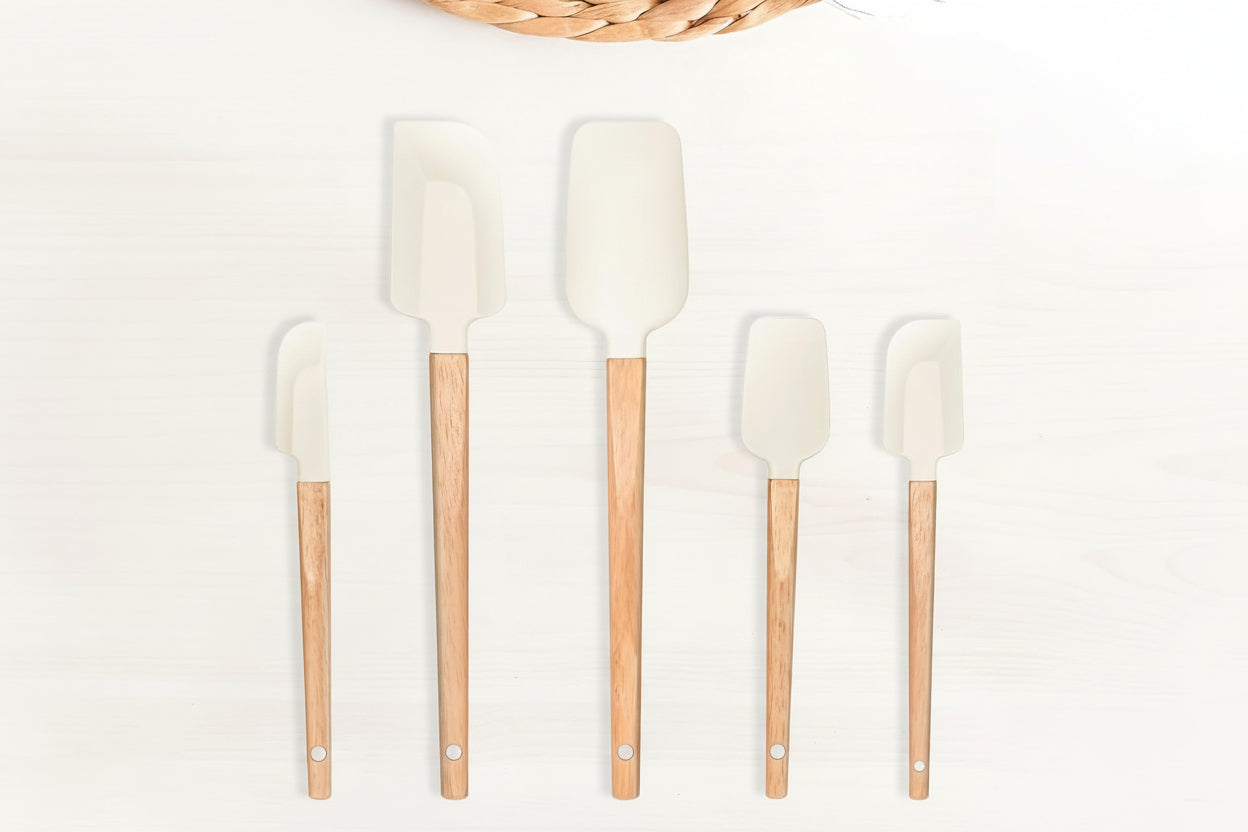 Non-Stick Rubber Spatula Set 5 Pieces - Food Grade Silicone Spatulas, Spoon Scraper, Jar Scraper, Flat Scraper for Baking Cooking Mixing Frosting - 600°F Heat Resistant (Cream White)